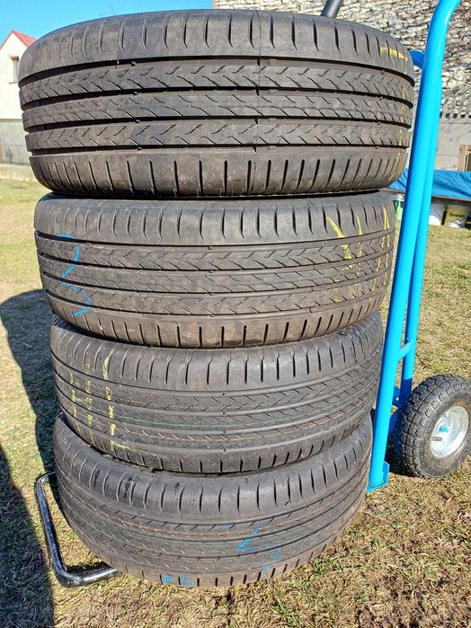 Opony Letnie Continental 215/55 R17 Dot2823