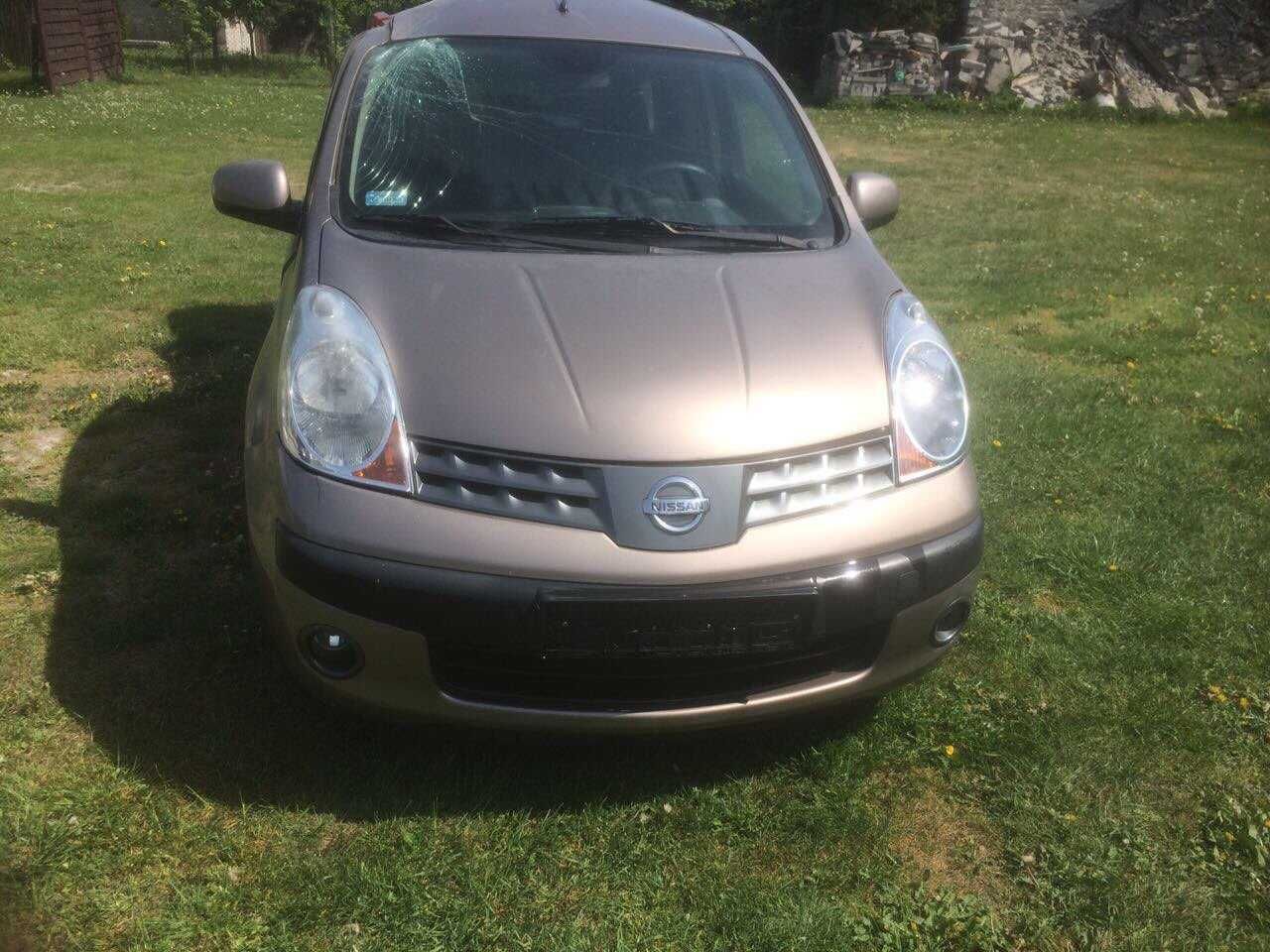 Кузов,кузовние запчасти для nissan Note