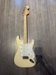 Gitara elektryczna Squier Affinity Stratocaster MN OWT	by Fender
