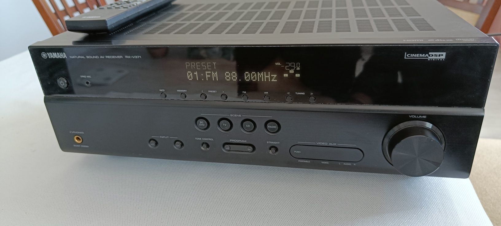 Amplituner Yamaha RX-V371