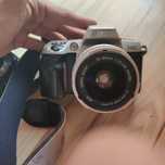 Nikon F60 z dwoma obiektywami