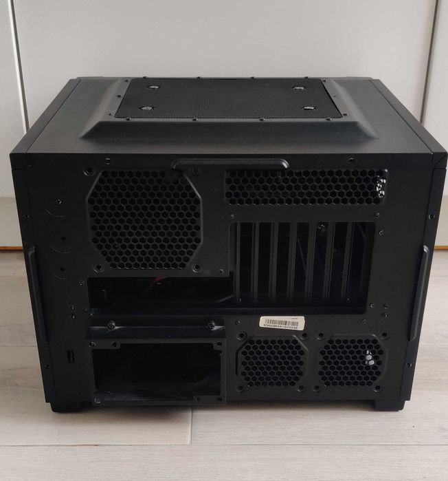 Легендарный корпус ATX Cooler Master HAF XB