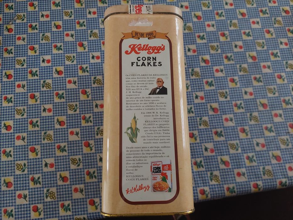 Caixa em lata Kelloggs Corn Flakes de 1997