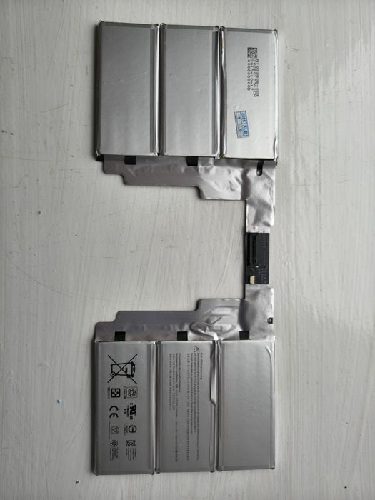 Батарея surface book 2