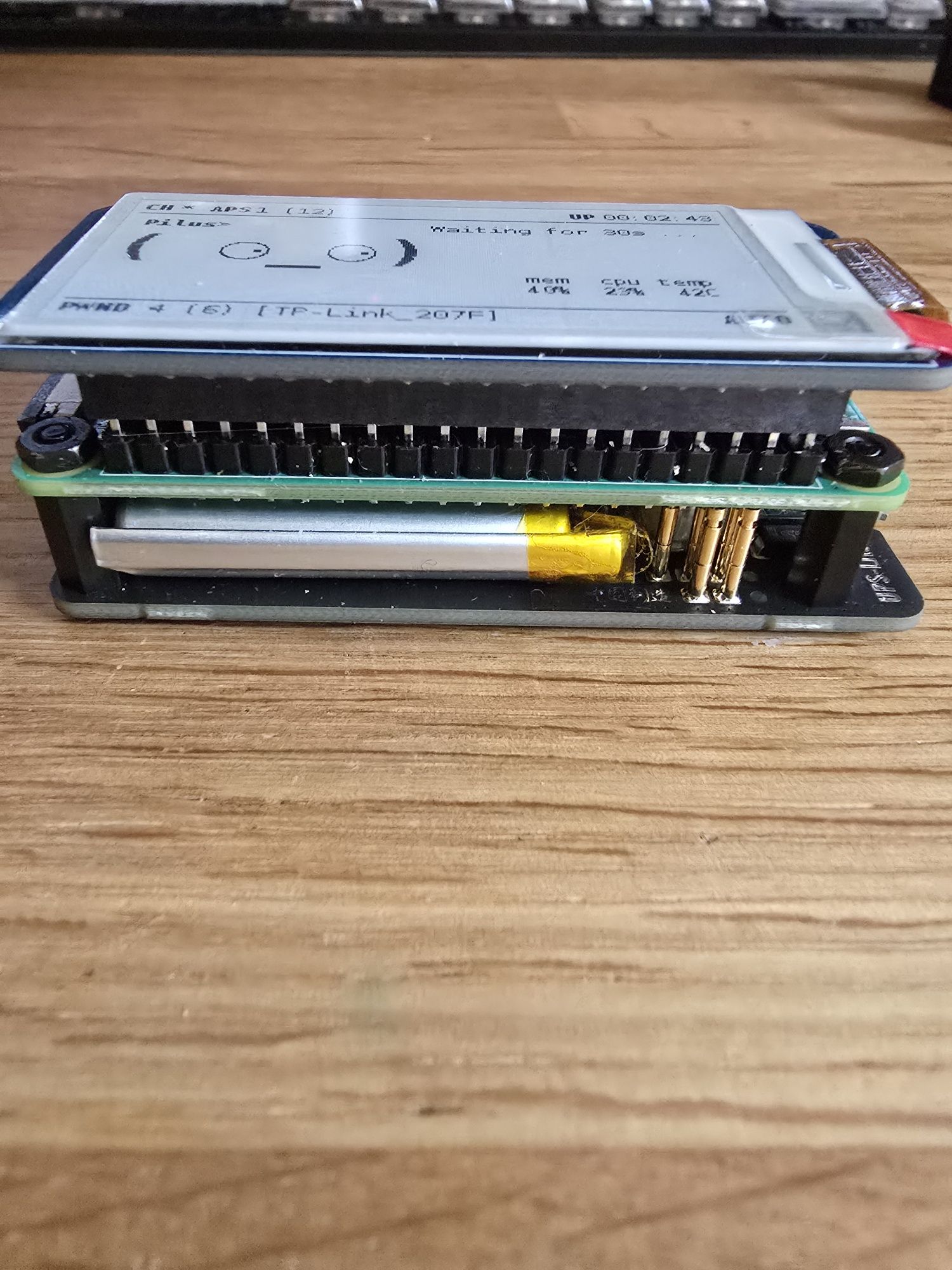 Pwnagotchi na Raspberry Pi Zero 2 W – Gotowy zestaw do pentestów Wi-Fi