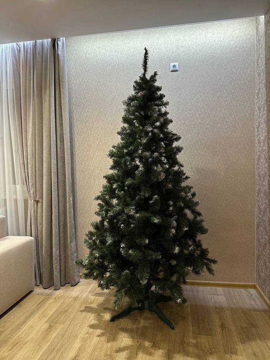 Ялинка 2.30метра