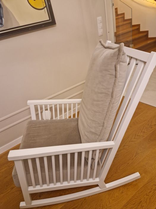 Duży fotel bujany - biała rama