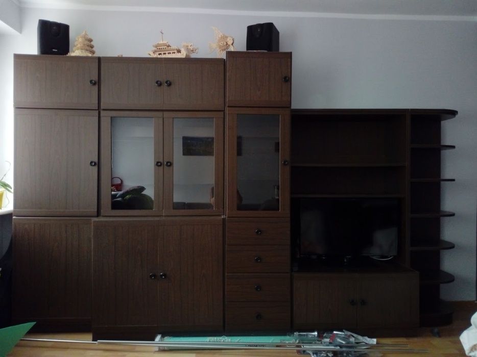 Meble systemowe do pokoju