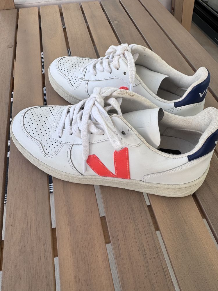 Tenis Veja como novos
