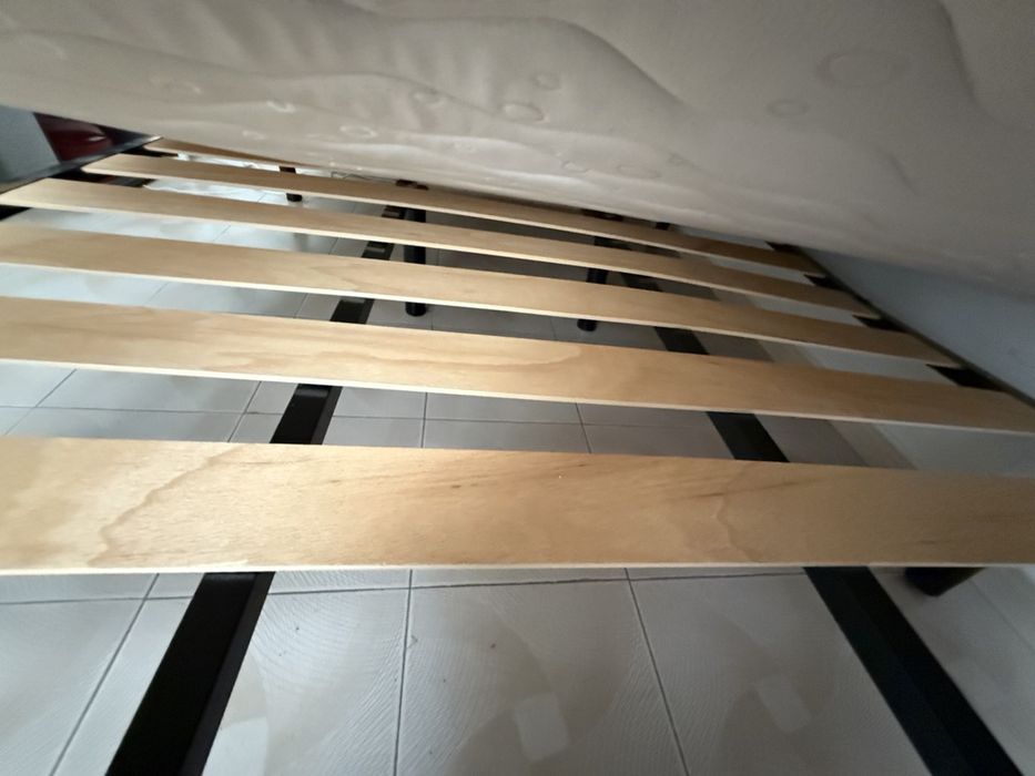 Cama de casal, colchão alto 150х200х20