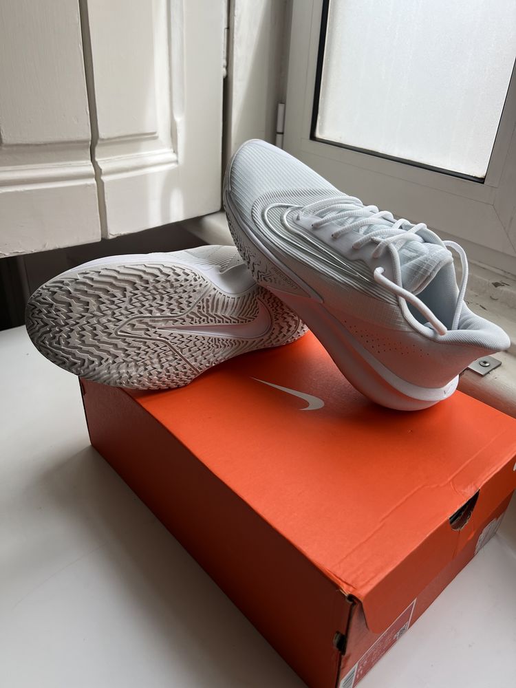 Nike Precision 7