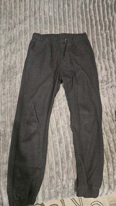 Віддам за символічну ціну  речі від 140-152  на хлопчика