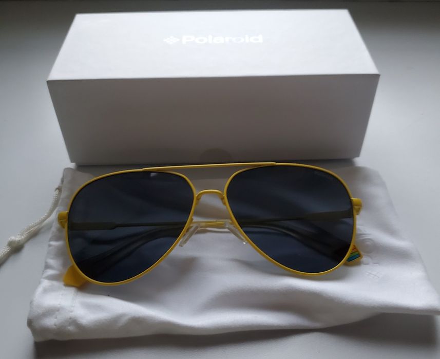 Сонцезахисні окуляри Polaroid