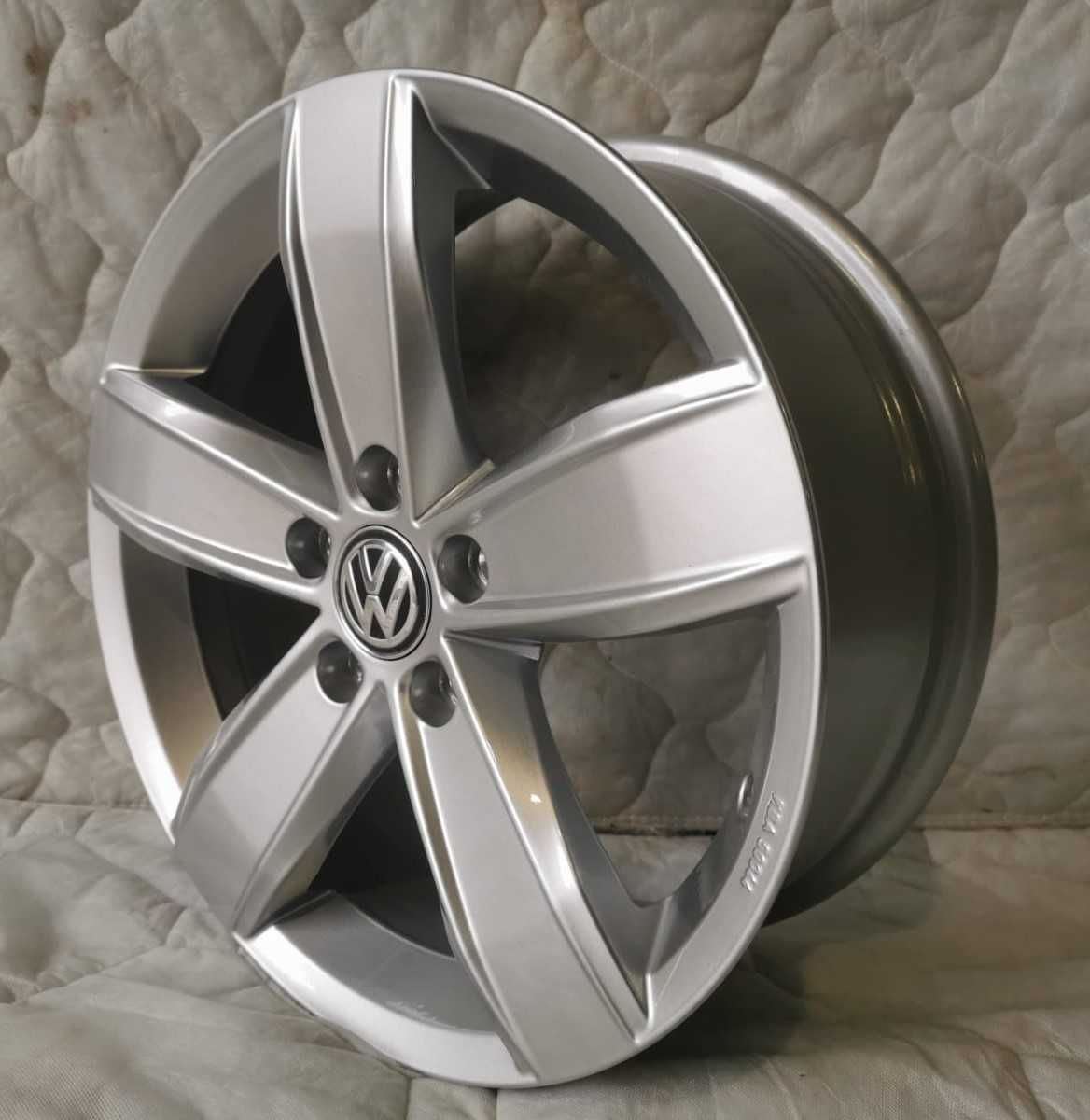 Alufelgi 6,5Jx17 VW Passat Golf Skoda Audi 5x112 ET41 nowe