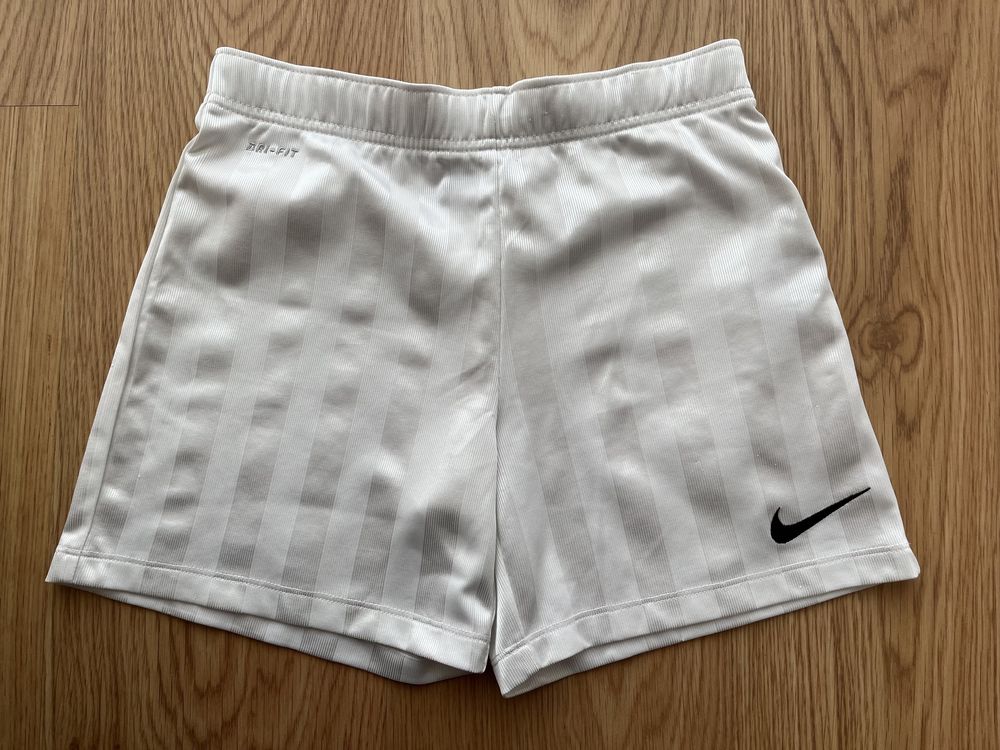 Calções desporto NIKE, 8-10 anos