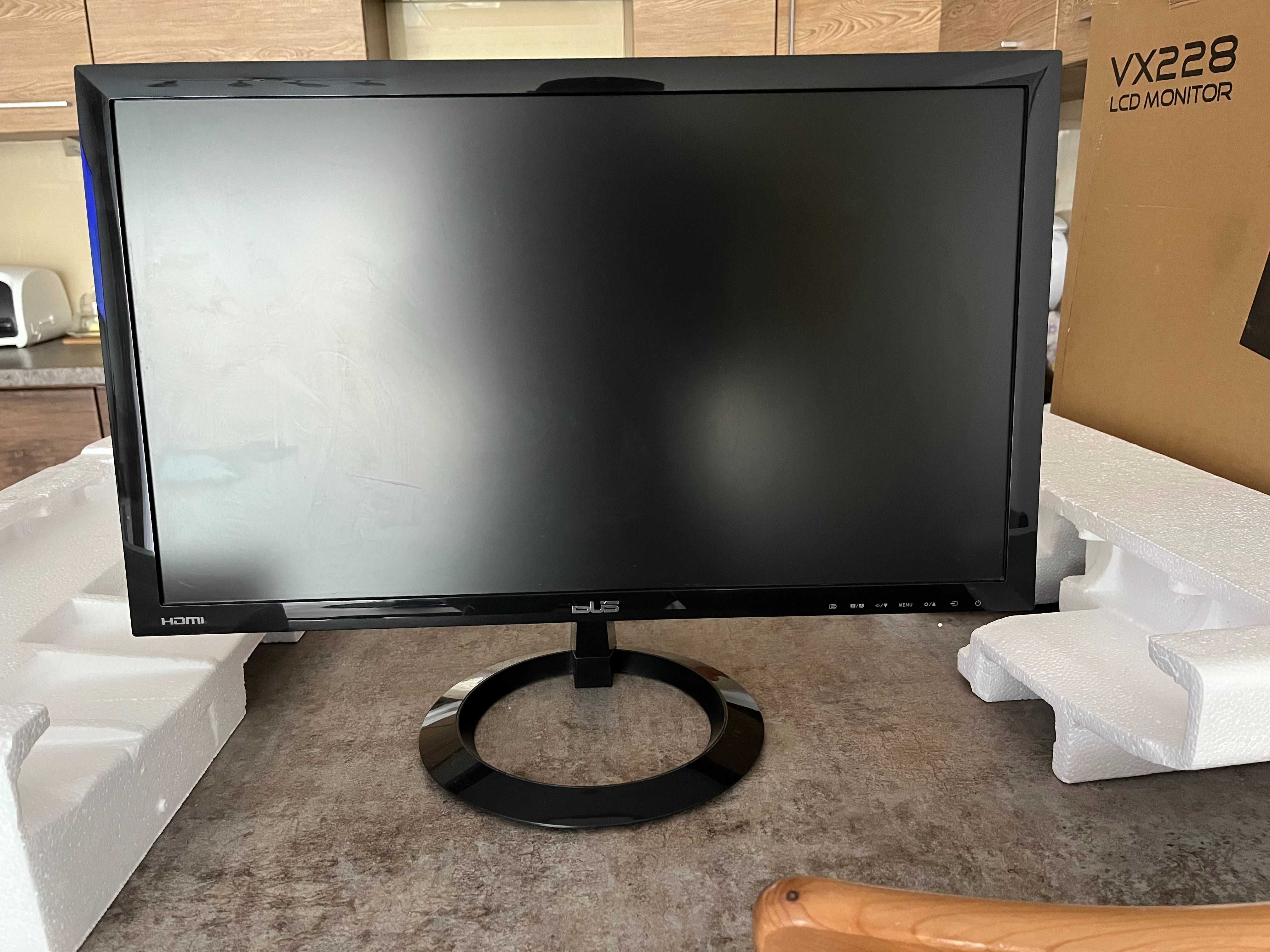 Kompletny Komputer wraz z monitorem