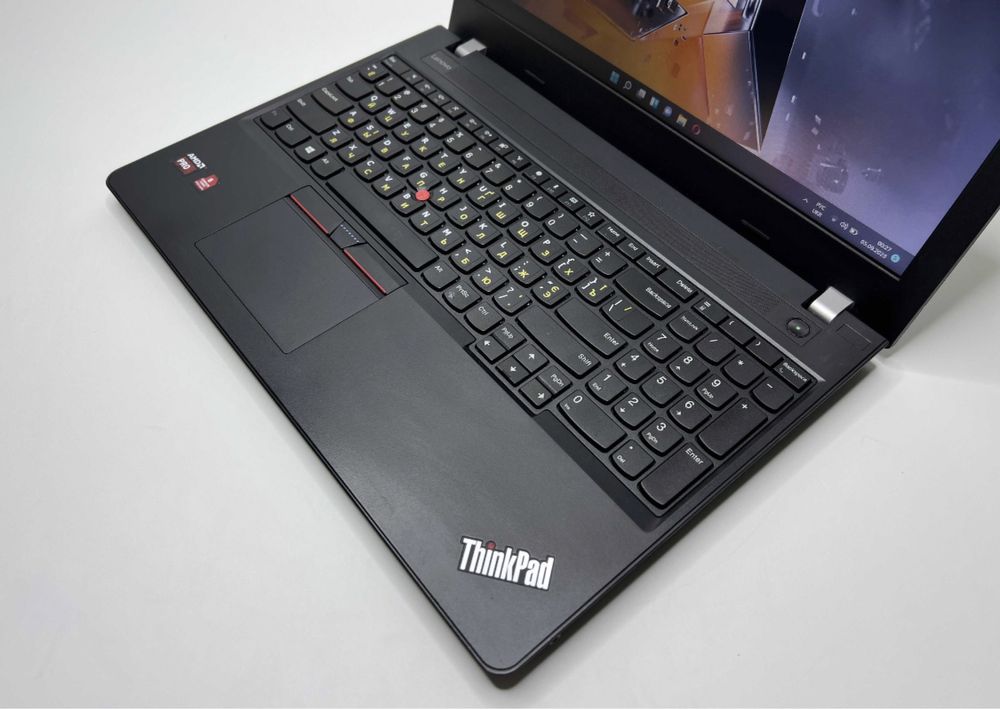 Продам сучасний та потужний ноутбук бізнес-серії Lenovo ThinkPad E575