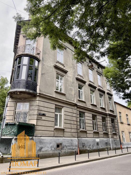 Продам 3-х кім квартиру + приміщення під оренду (25 м.кв.)