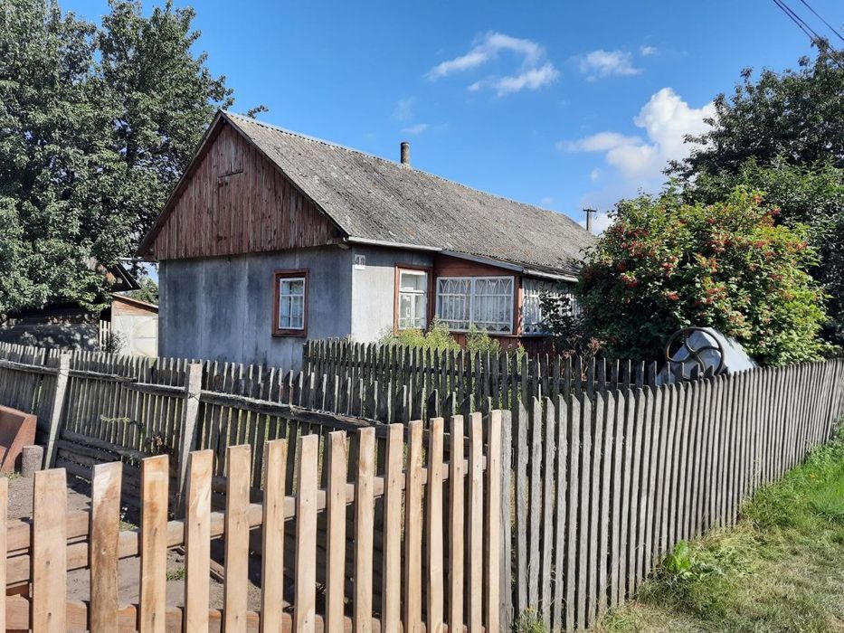 Продаж будинку. Романів.