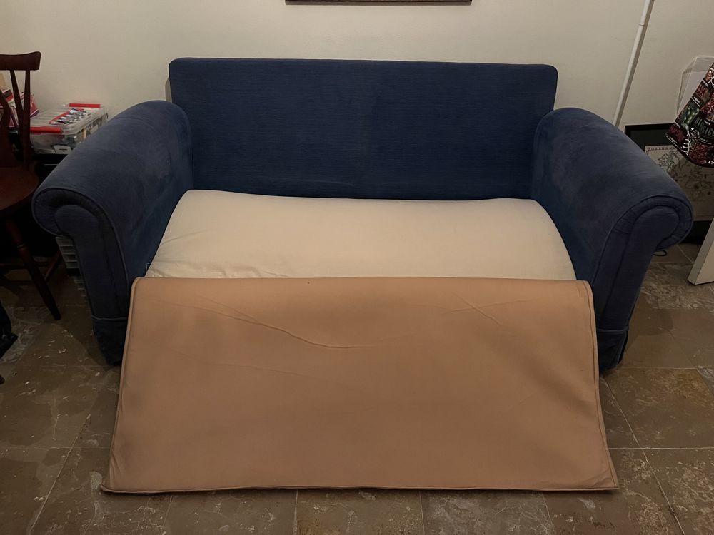 Sofá cama azulão, muito confortável