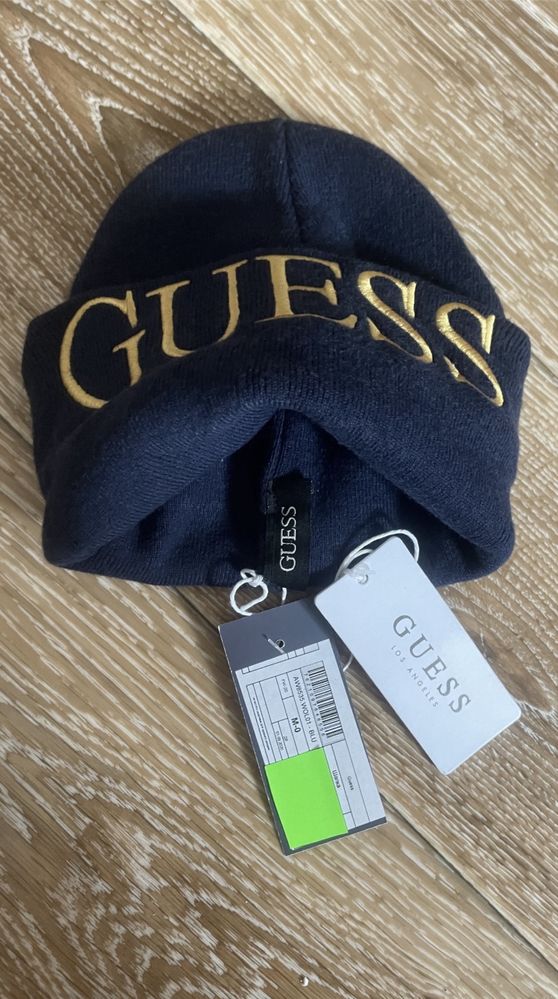 Шапка Guess оригінал