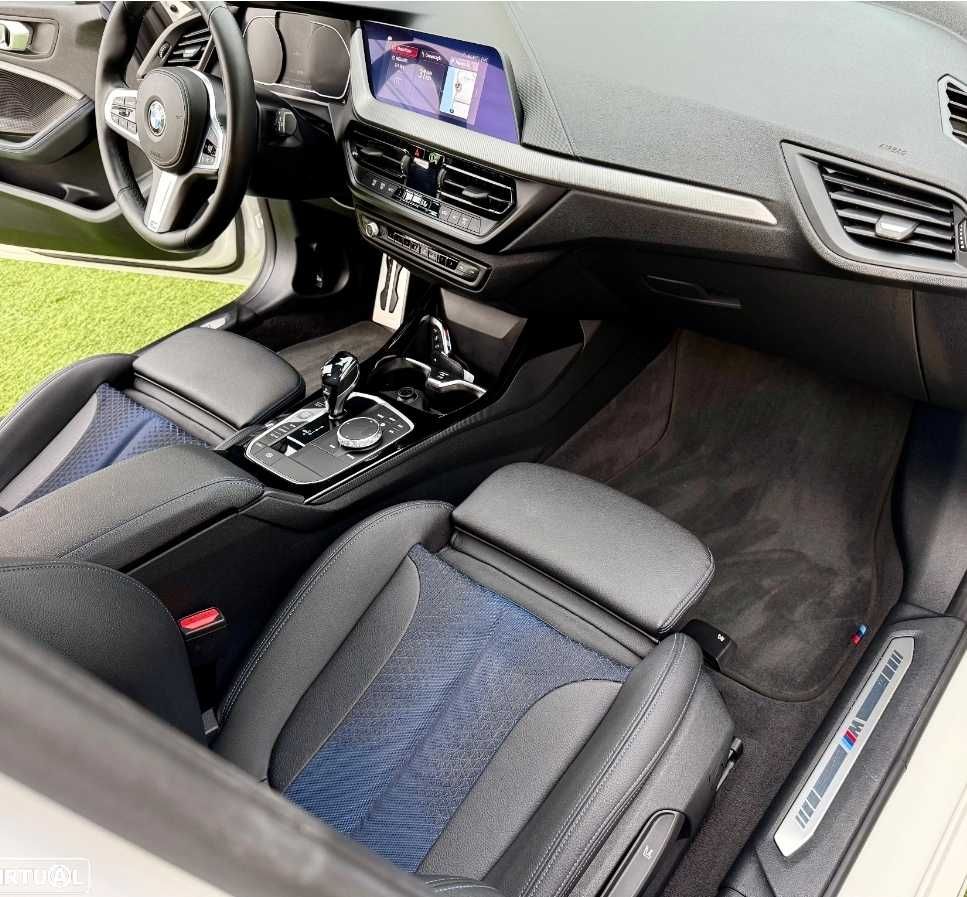 BMW 116d F40 pack desportivo M - 49000 km