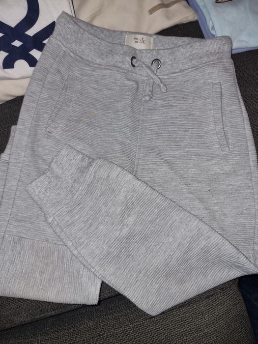 Calças de fato de treino Zara. Menino. 6 anos