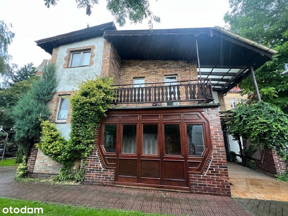 Dwa domy, warsztat i garaże, centrum Pleszewa