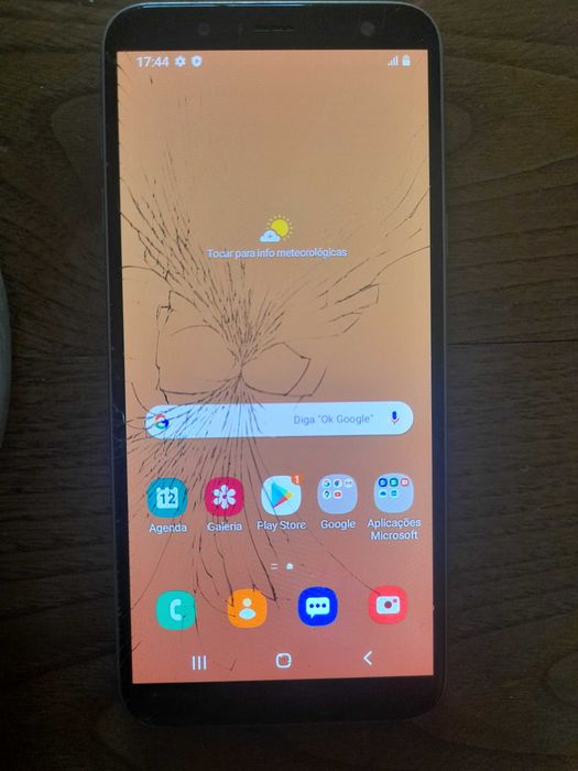 Samsung J6 ( ecrã partido ) Gold Dual SIM / SD