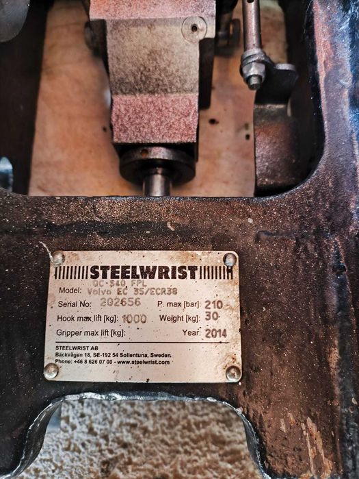 Engate hidráulico para giratória