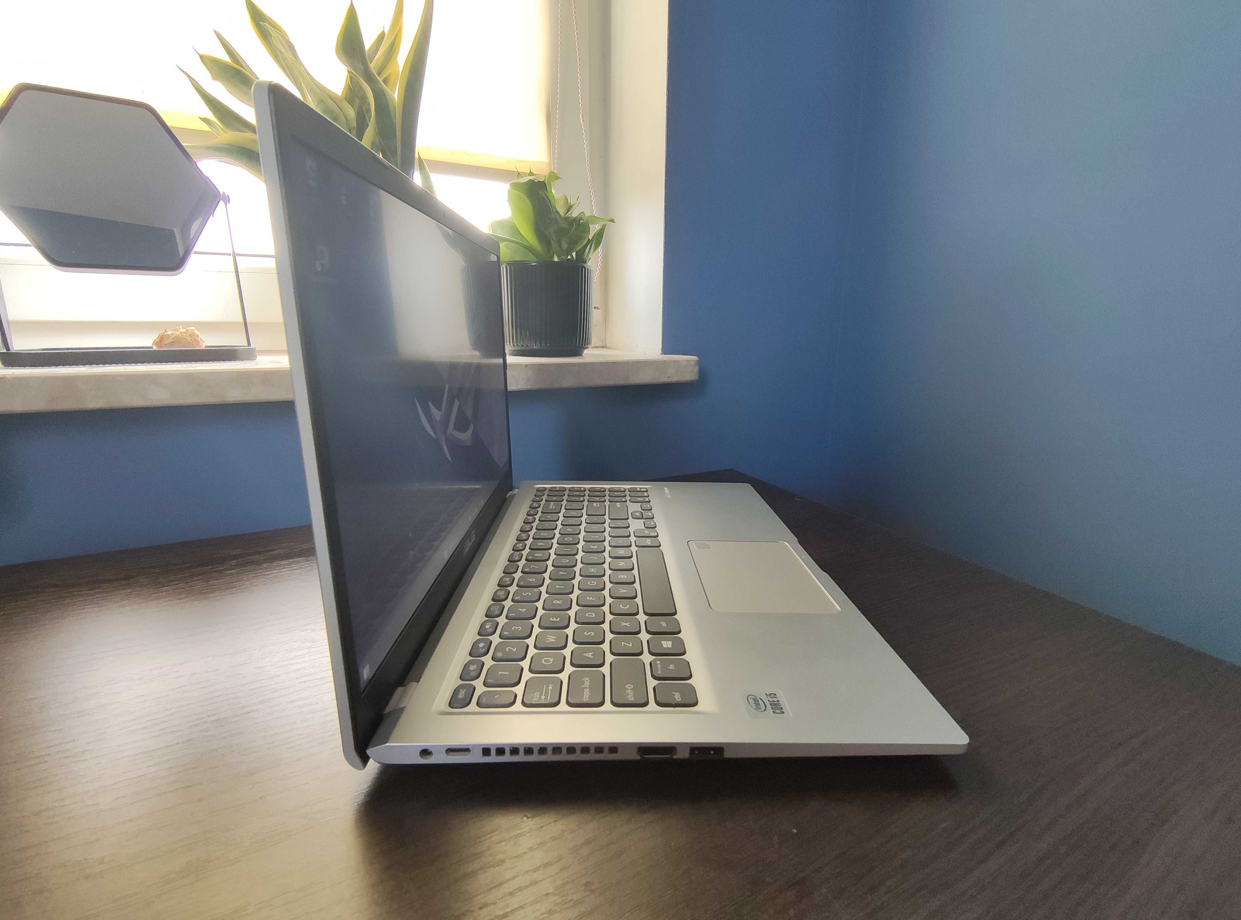 Laptop Asus x515ja I5 10 gen 8GB 256 SSD m2 15.6 cala 1920 x 1080 IPS