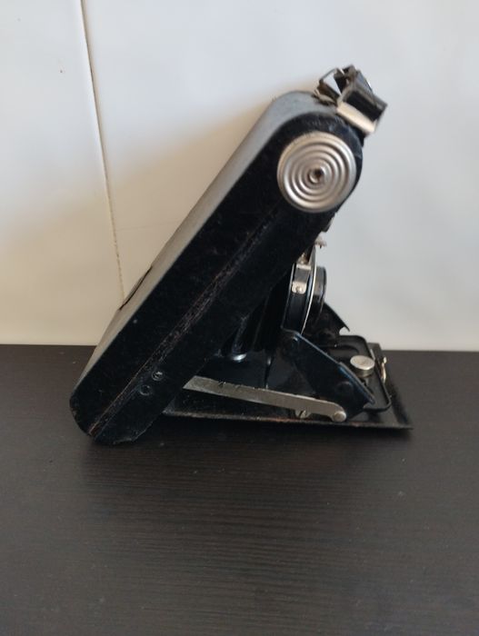 Máquina Fotográfica Folding Brownie Six 20