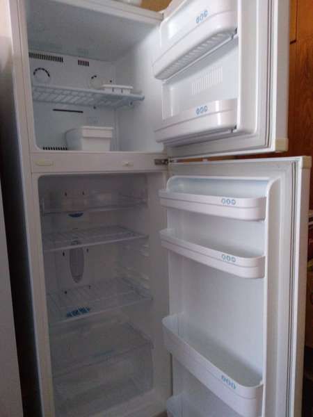 Холодильник LG 237л, 2-камерный, 54x61x160см, белый