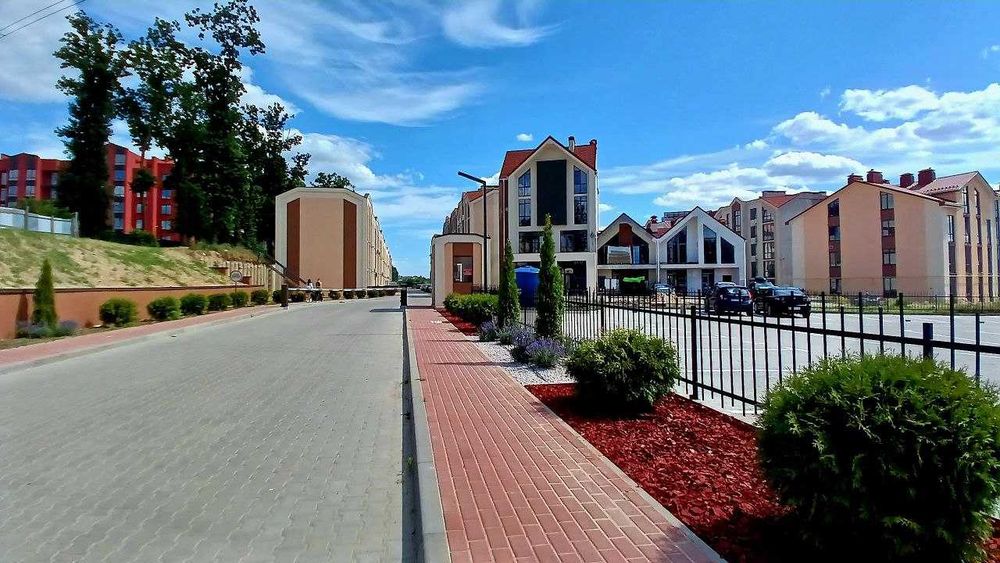 1м2=650уе Продам двокімнатну квартиру з власним двориком. Розстрочка