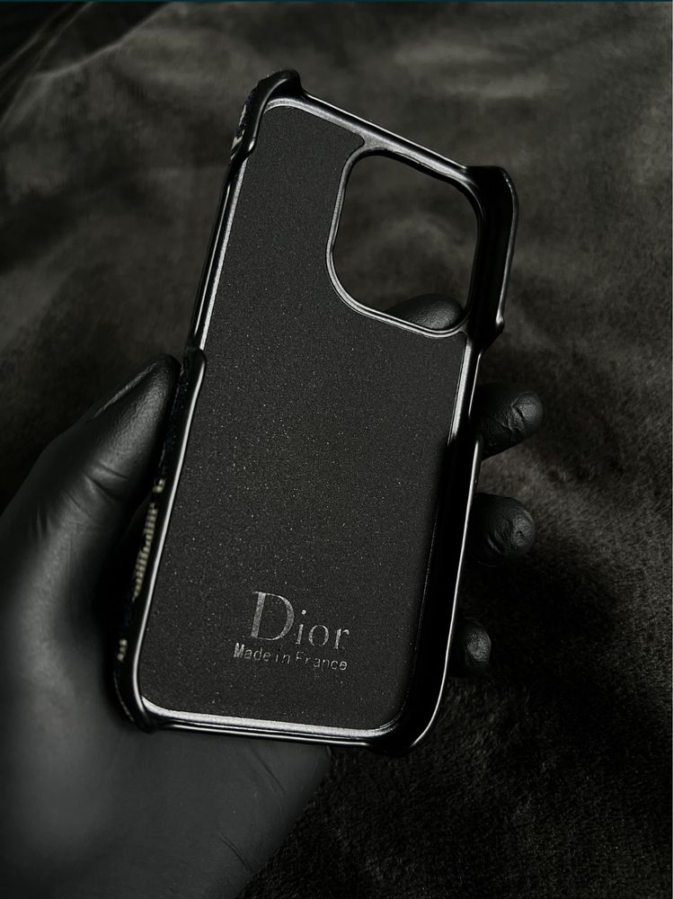 Etui iPhone 15 pro oraz 15 pro max Dior