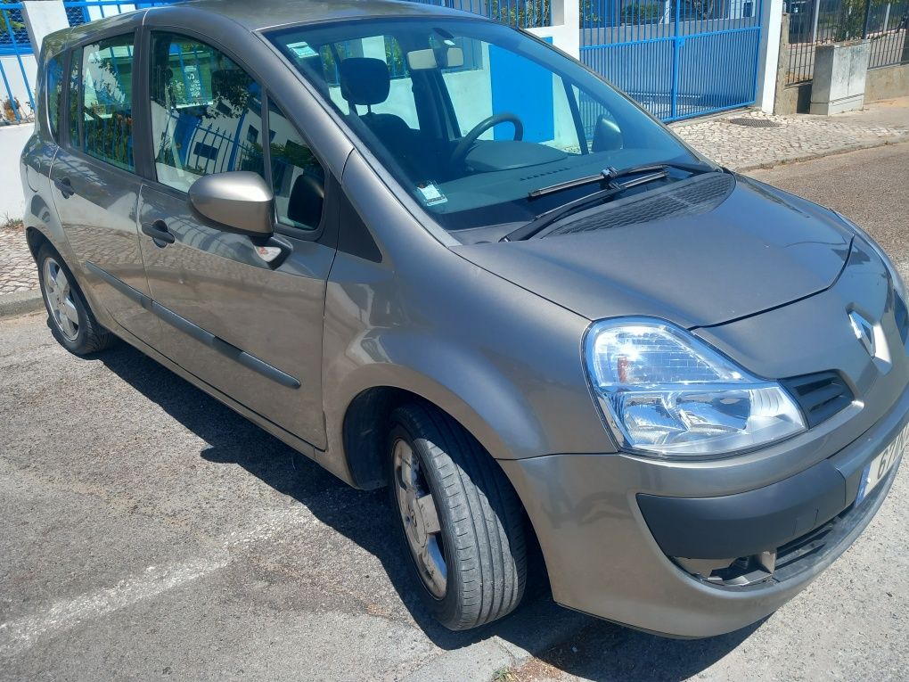 Citadino para venda