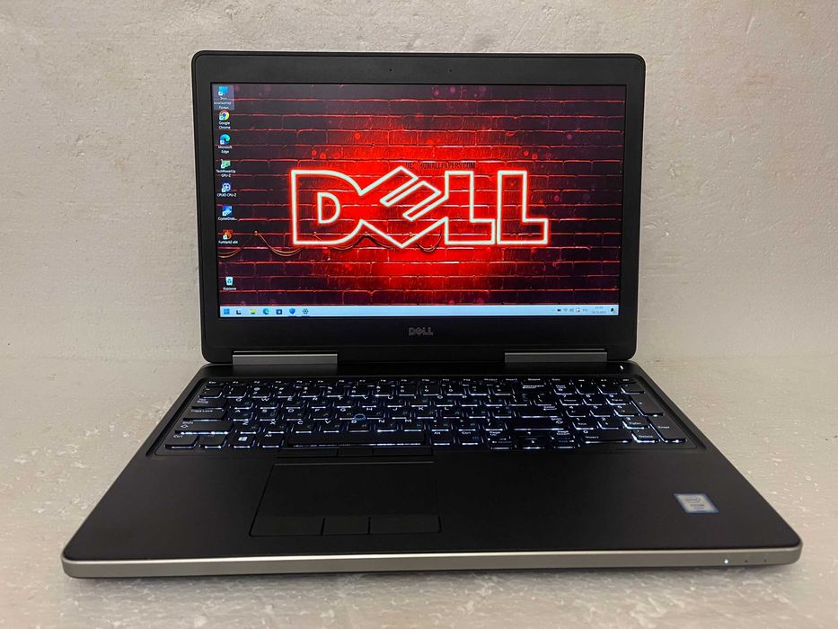 Игровой DELL 7520 + Intel XEON на 8" ЯДЕР/ 32 ГБ RAM/ Видео (4 ГБ)
