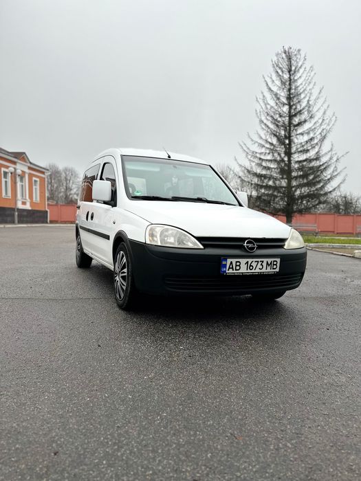 Opel Combo 2009 пасажир 1.7 турбо дизель