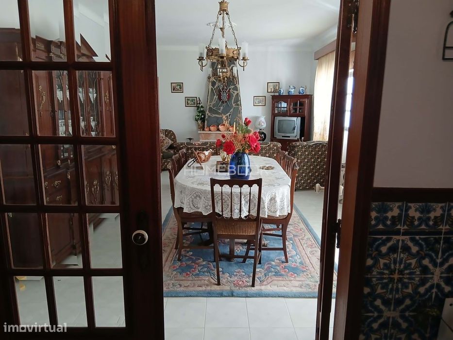 Villa 5 BR 4Bd independente com charme e conforto – ideal para viver e