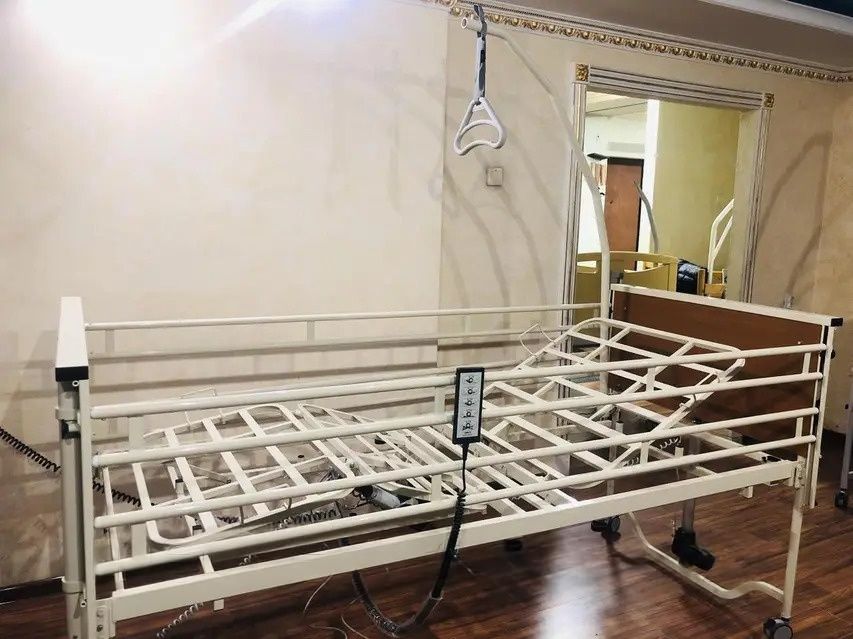 Медицинская мультифункциональная кровать