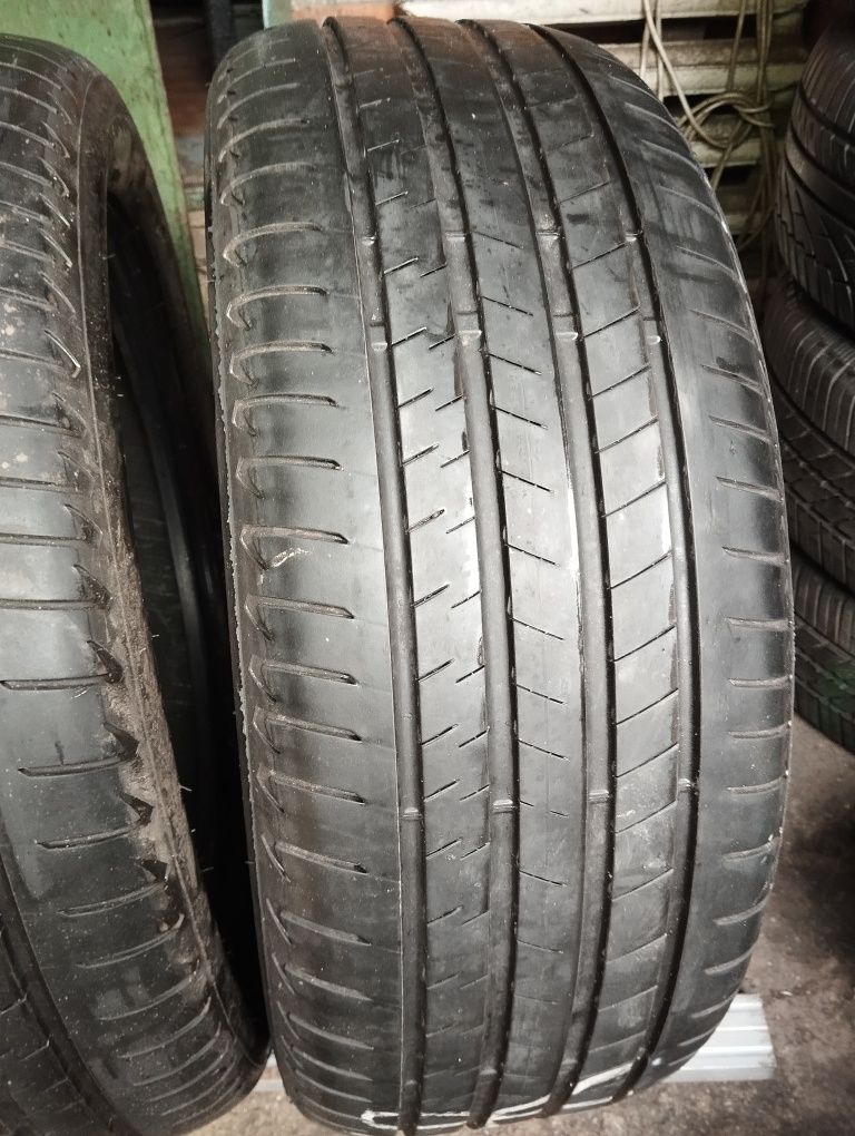 Пара літніх шин Bridgestone 245/50/19