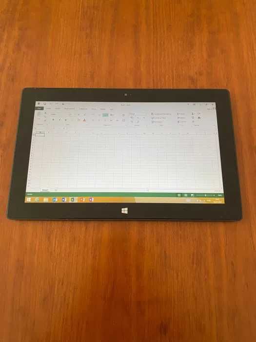 Surface RT 32GB com carregador e capa