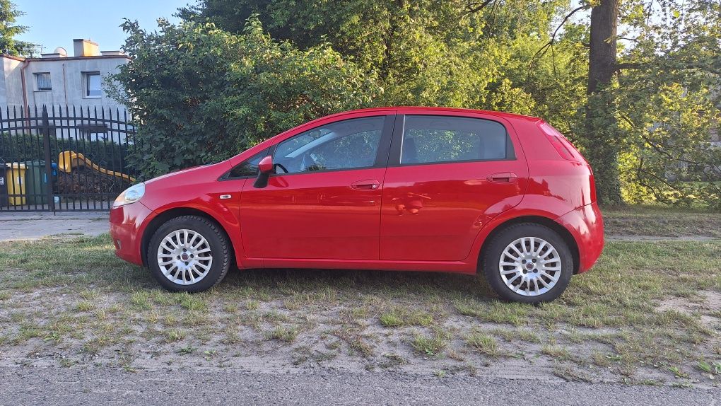 Fiat Grande Punto 1.4 benzyna - fajne auto
