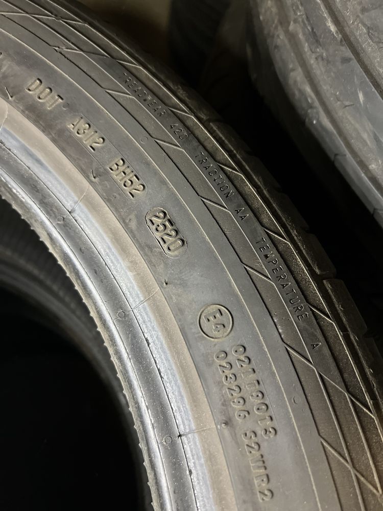 Автошини літні Continental 255/45R20Резина,Колеса,Гума,Скати, Шини)