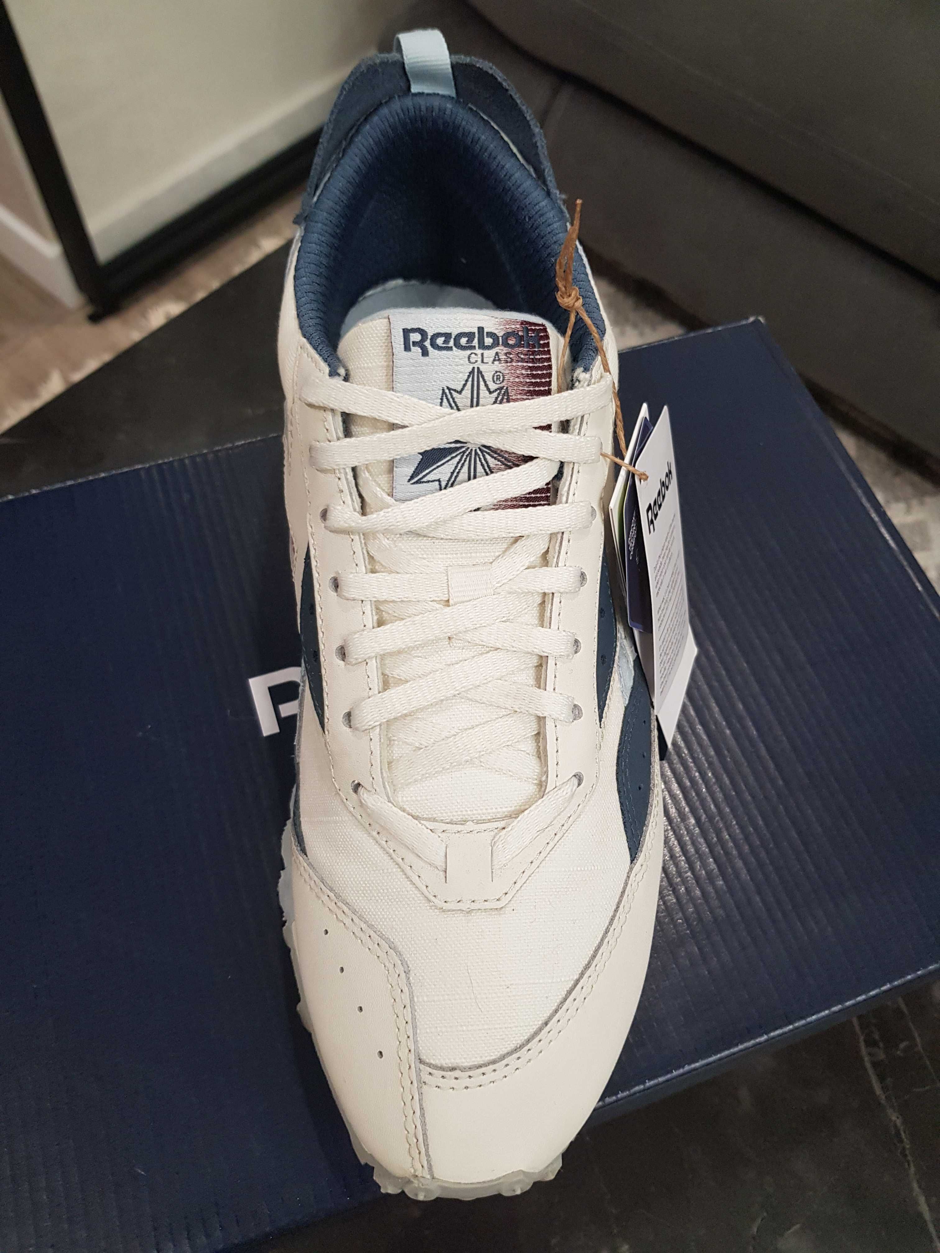 Кросівки Reebok Lx2200 Білі