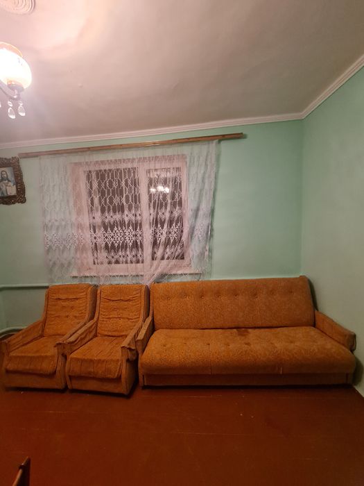 Розкладний диван та крісла