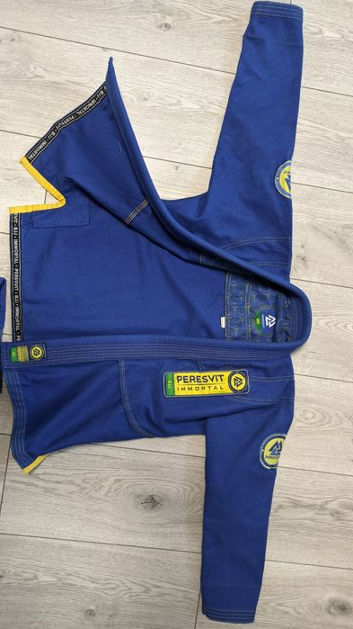 Гі для Бразильського джиу-джитсу
Kid's Flawless BJJ Gi Brazilian Style