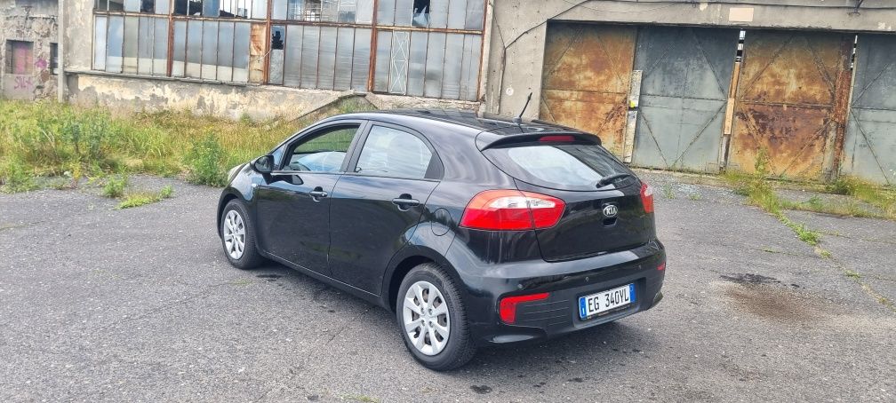 Kia rio 2015 r 130 tys przebieg