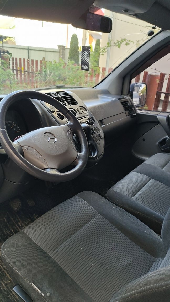 Mercedes Vito 110 2.2 diesel.