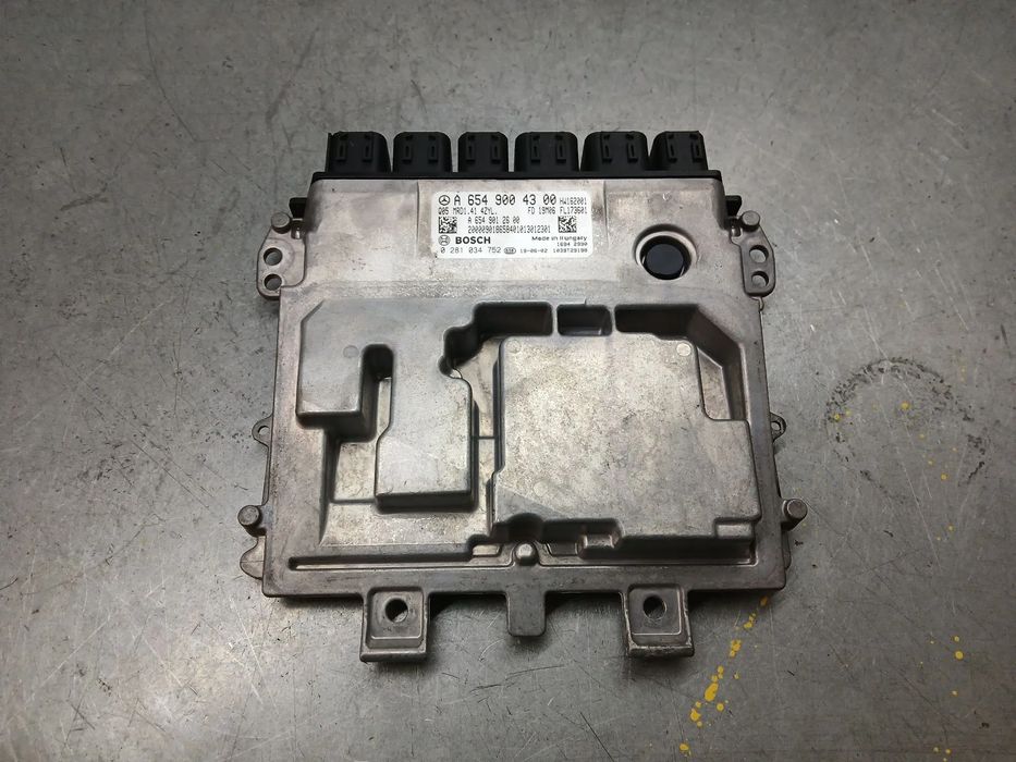 Centralina motor / ECU MERCEDES-BENZ Classe C (W205)